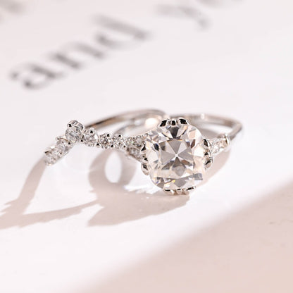 Cushion cut moissanite ring