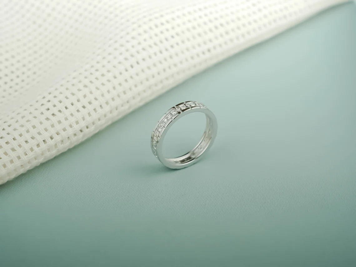 Luxury moissanite jewelry