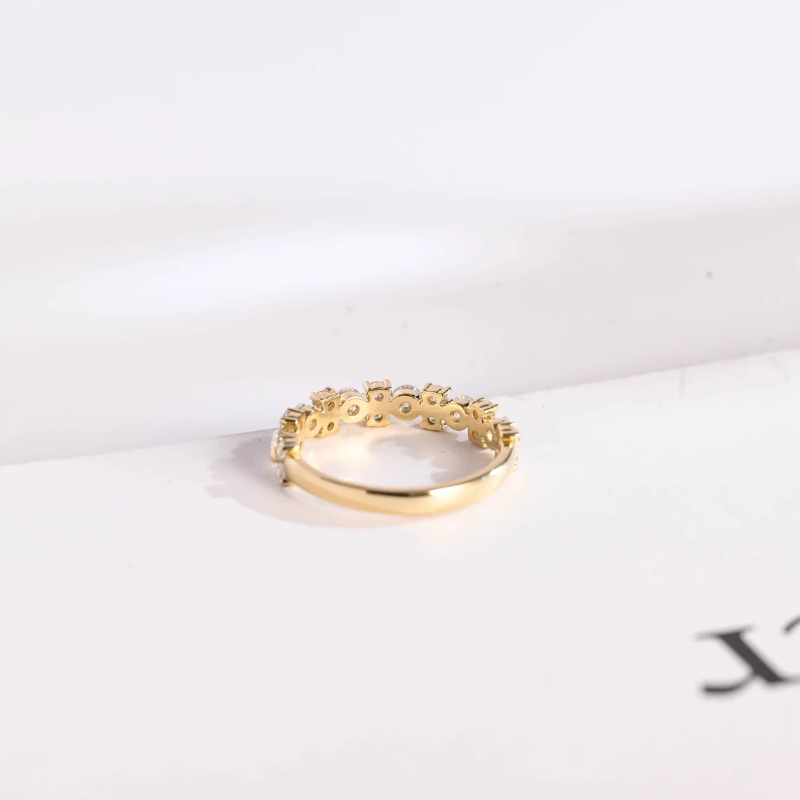 Anniversary band ring