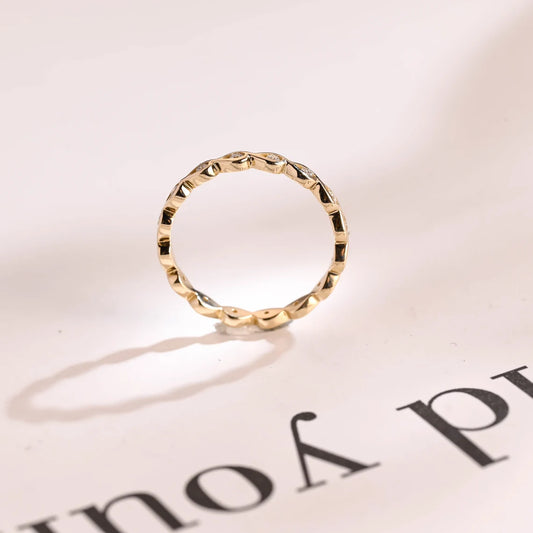 Round cut eternity band