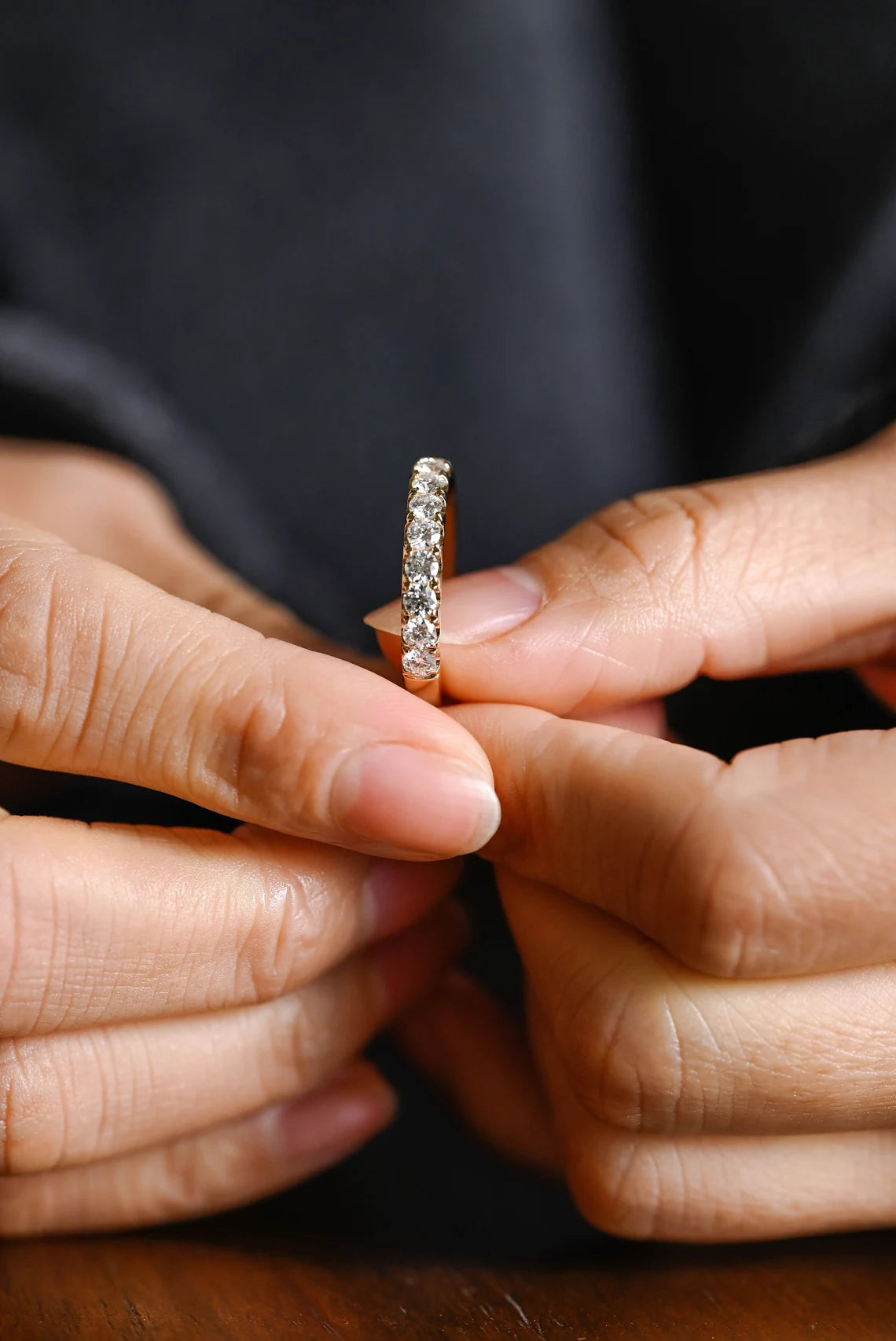 Round stone wedding ring