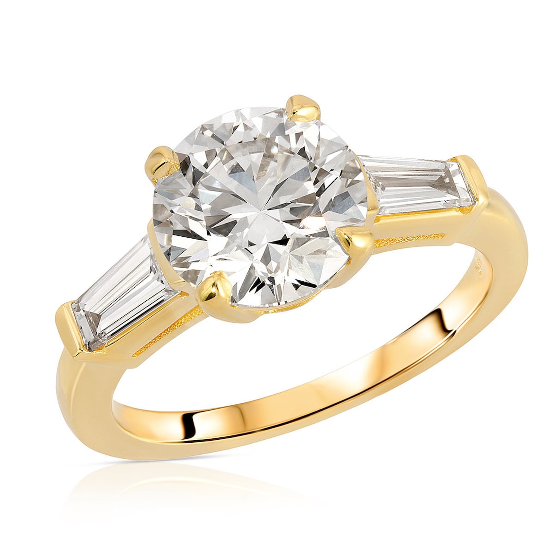 Yellow gold solitaire ring