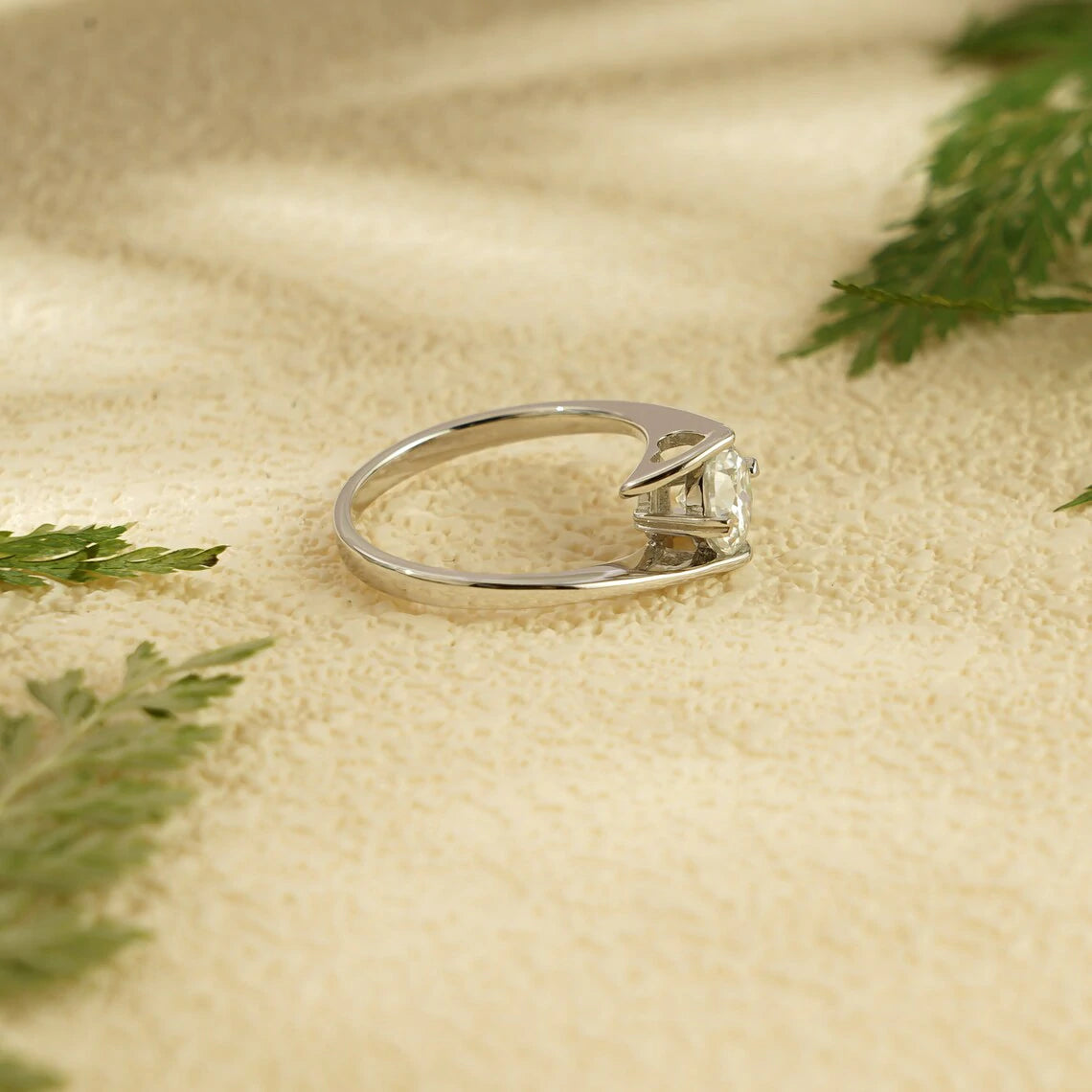 Anniversary Ring for Her | Round Sparkle Ring | Gold Love Band

