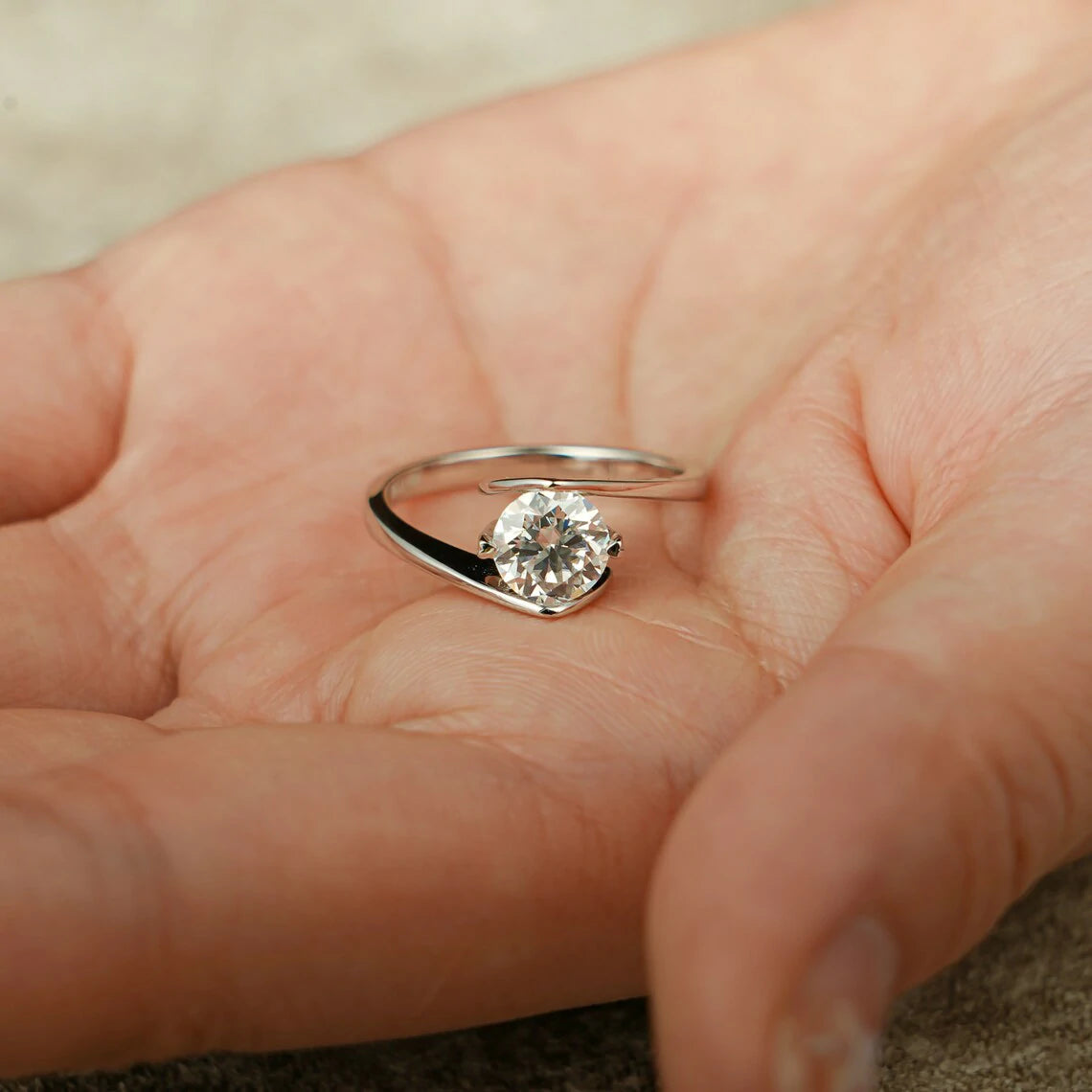 Simple Elegant Ring | Gold and Moissanite | Dainty Everyday

