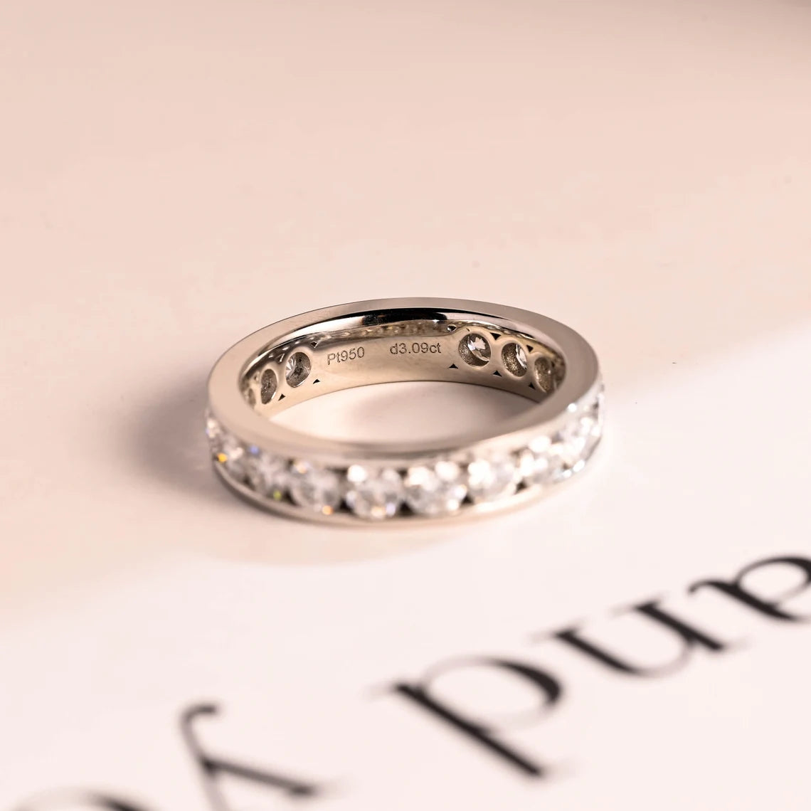 Anniversary ring for her