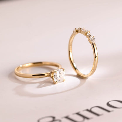 Unique diamond band ring