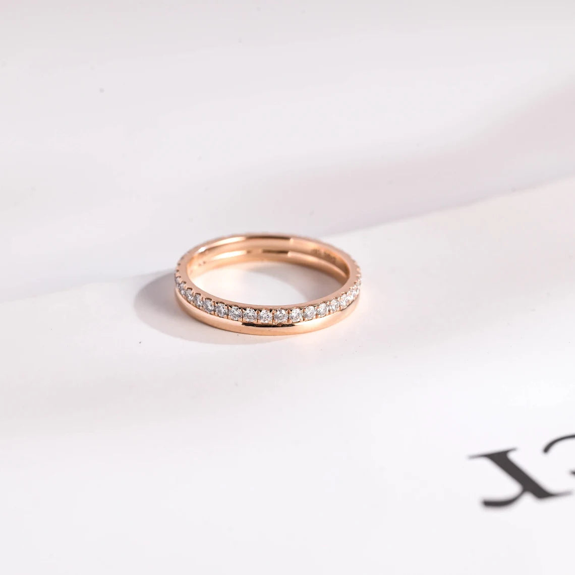 Women wedding band