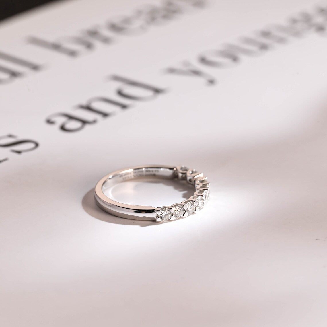 Promise ring moissanite