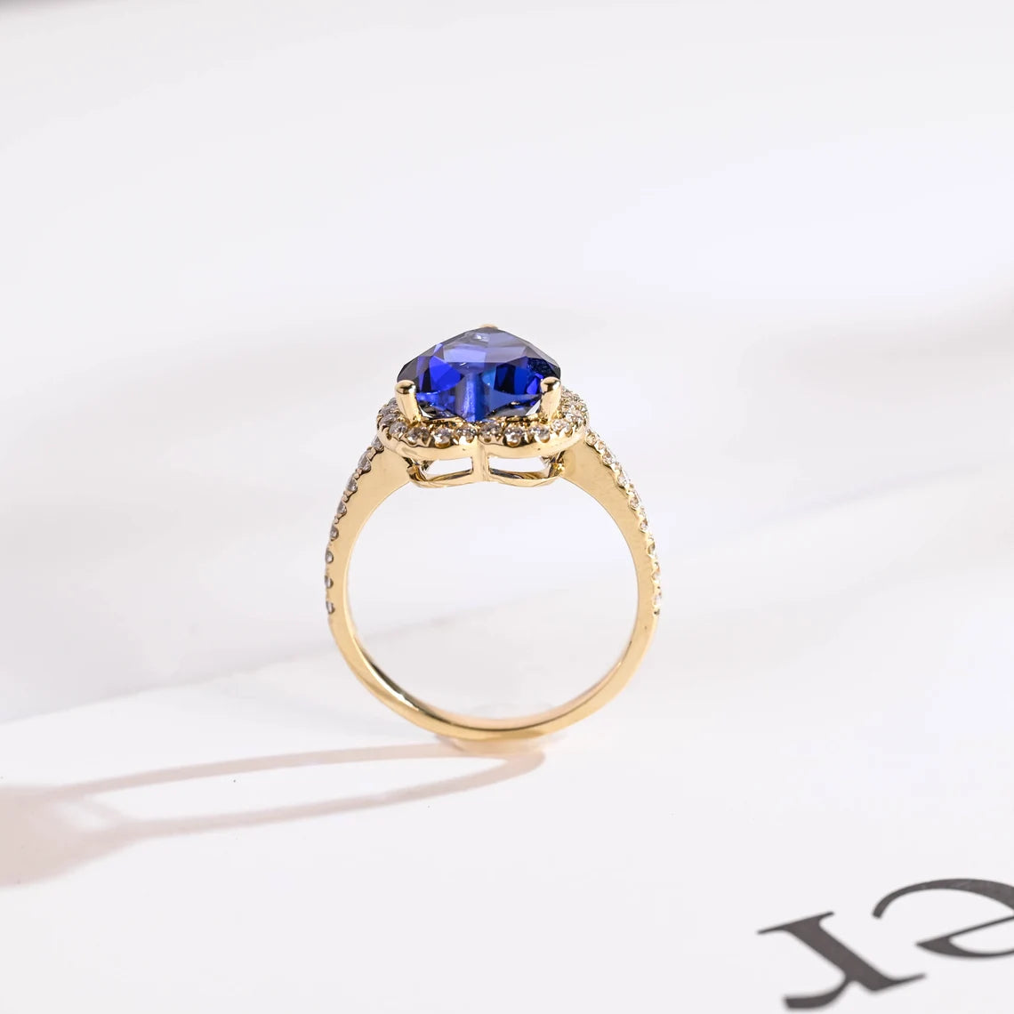 Halo diamond ring