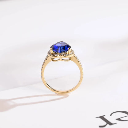 Halo diamond ring