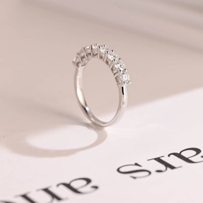 Prong set diamond band