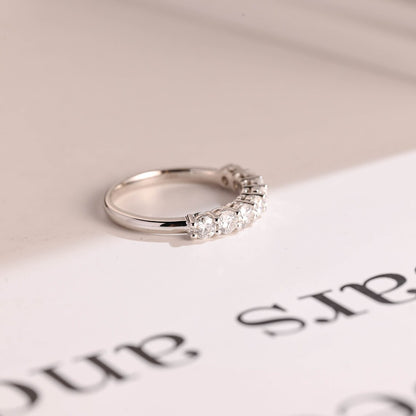 Anniversary band for her