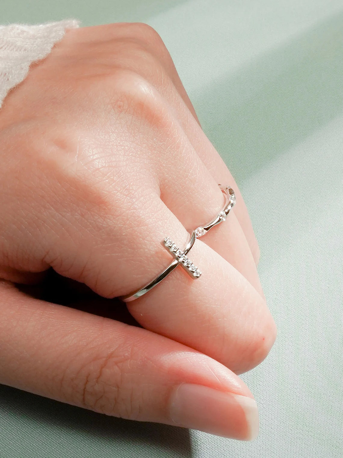 Bridal stacking band
