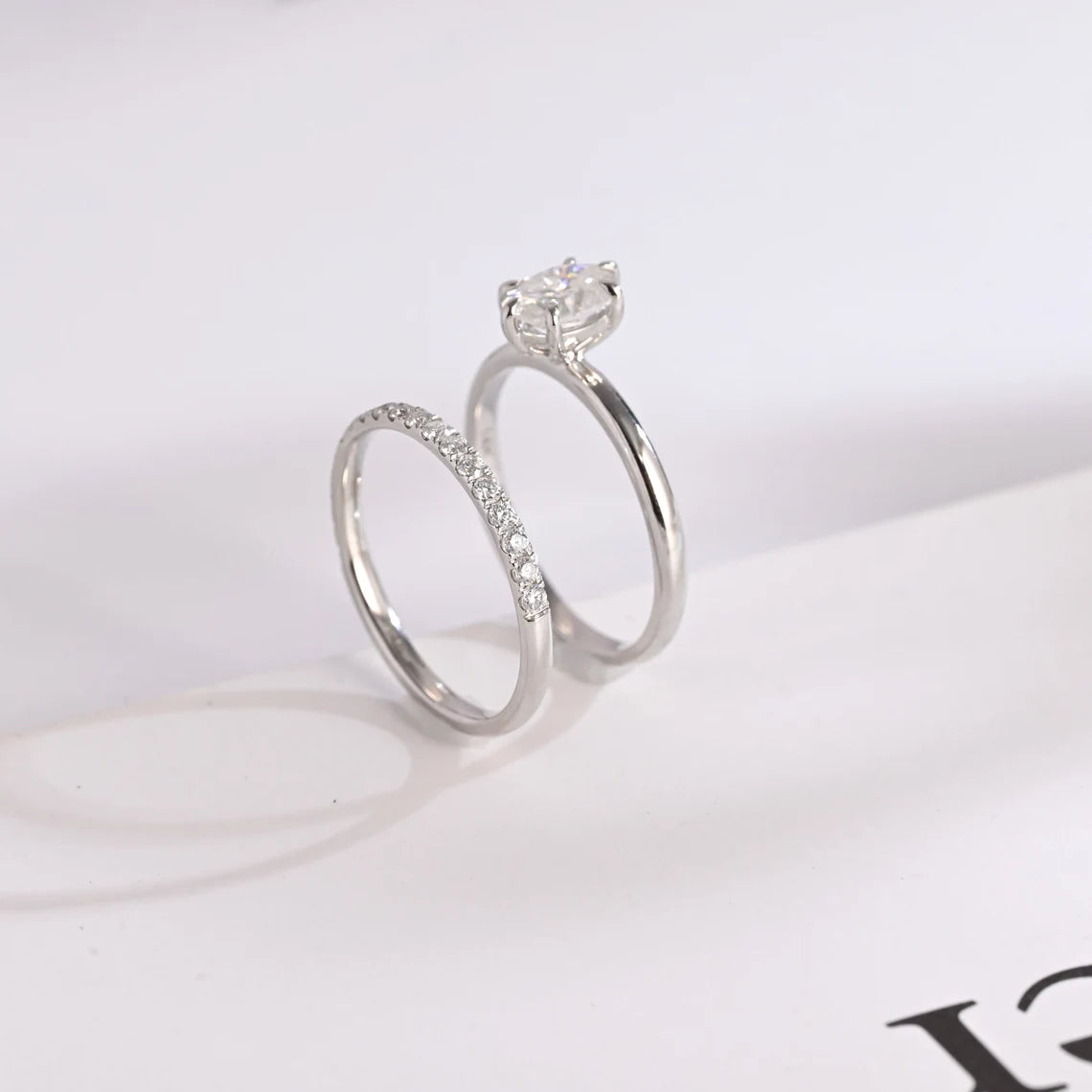 Timeless engagement ring