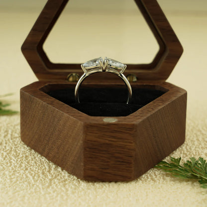 Solitaire wedding ring