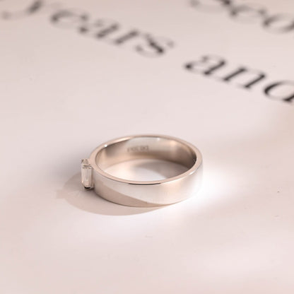 Simple engagement ring