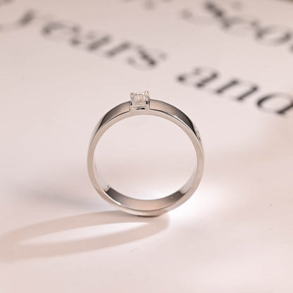 Solid gold diamond band
