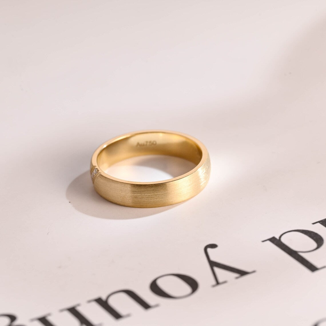 Solid gold band