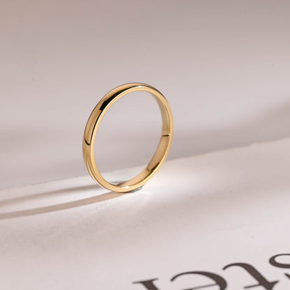 Minimalist gold band