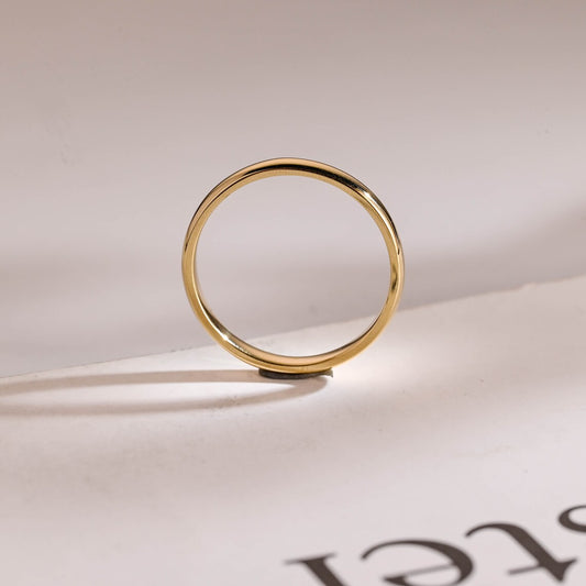 Solid gold wedding band