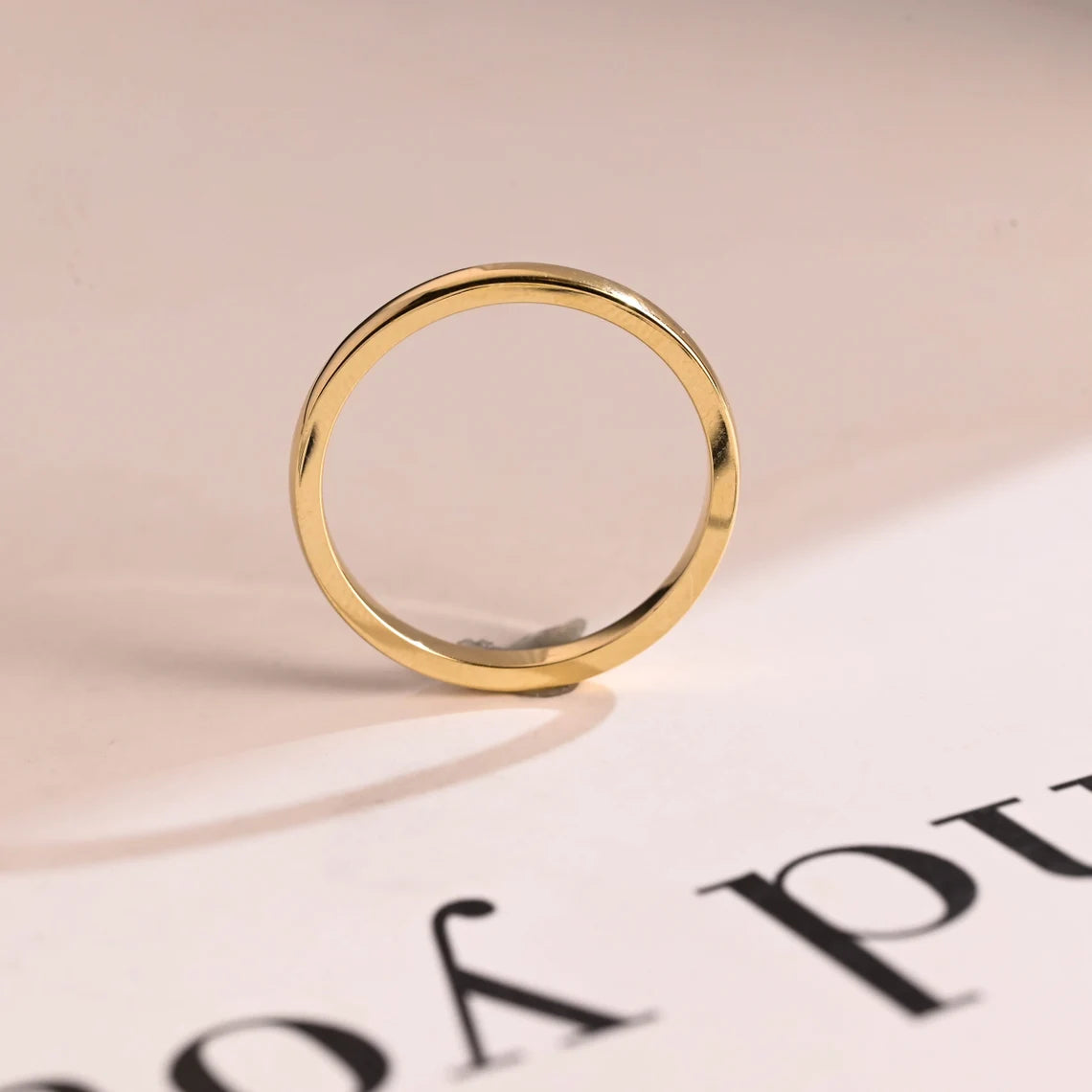 Minimalist gold ring