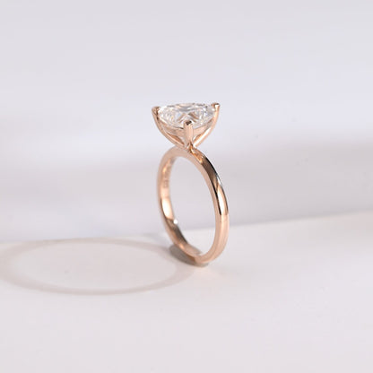 Straight shank solitaire ring