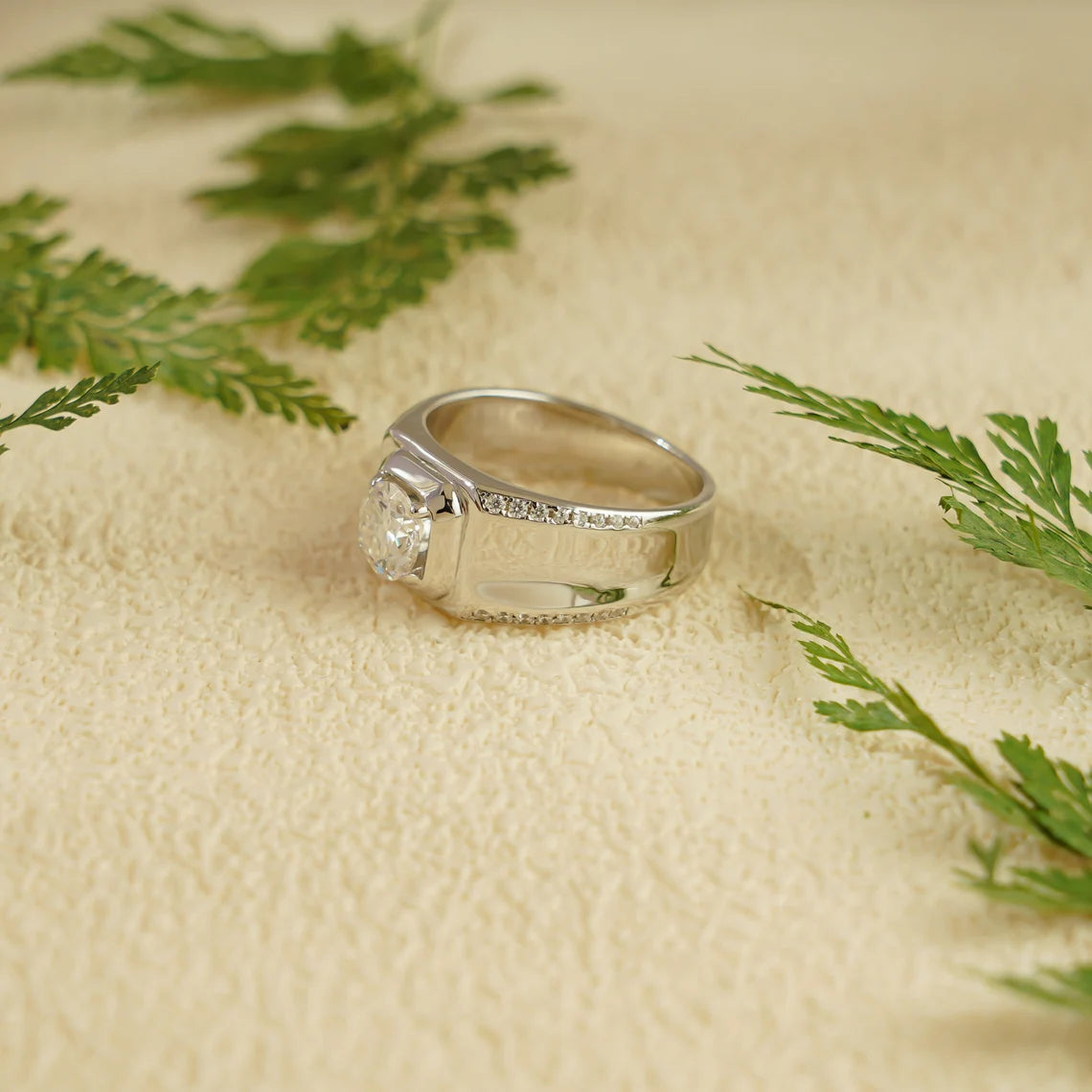 Anniversary ring for him