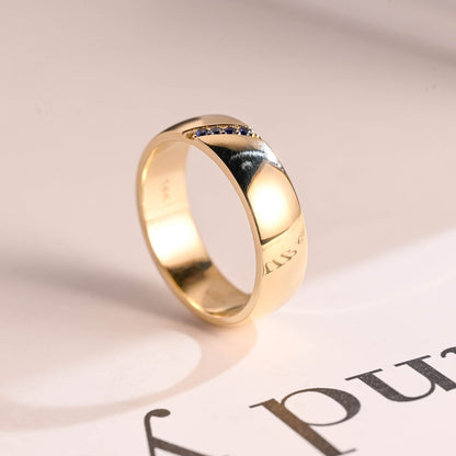 Unisex gold ring