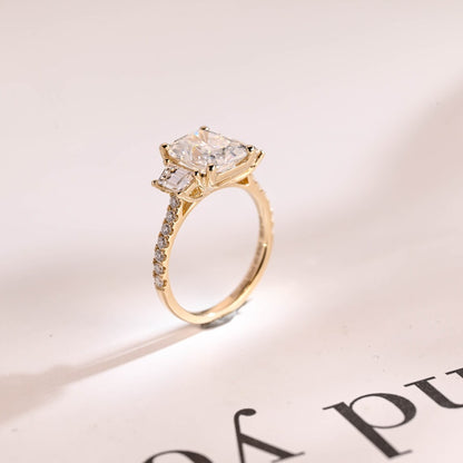 Baguette side stone ring