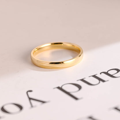 Solid gold wedding band