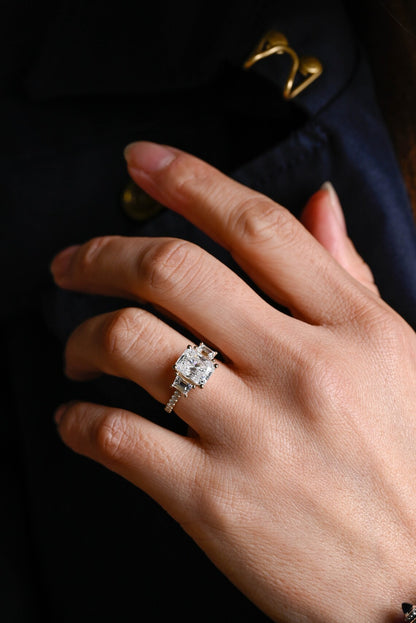 Anniversary ring gift