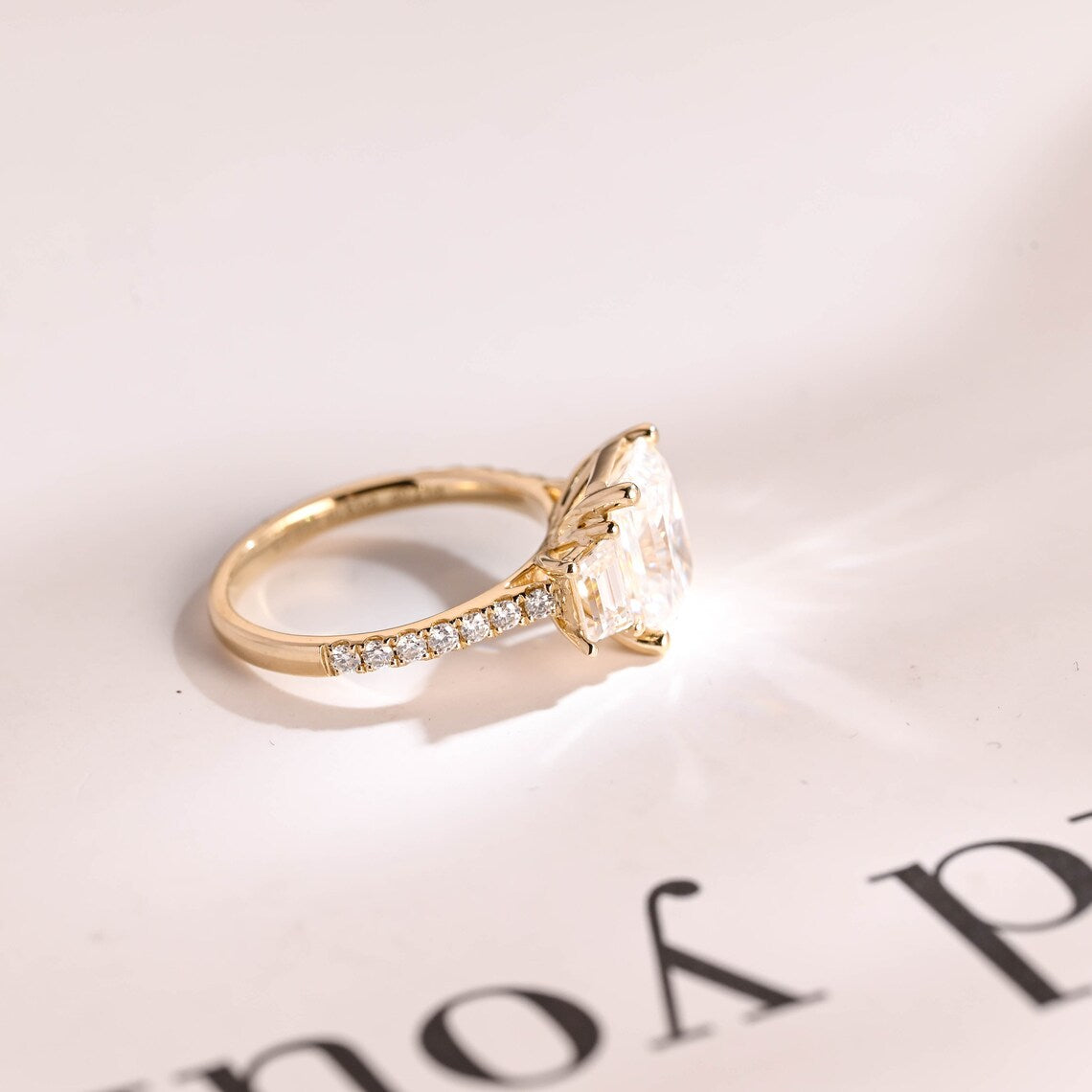 Luxury moissanite ring