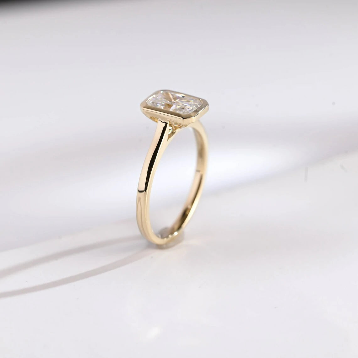 Everyday Elegance | Bezel Gold Ring | Gift for Her Heart

