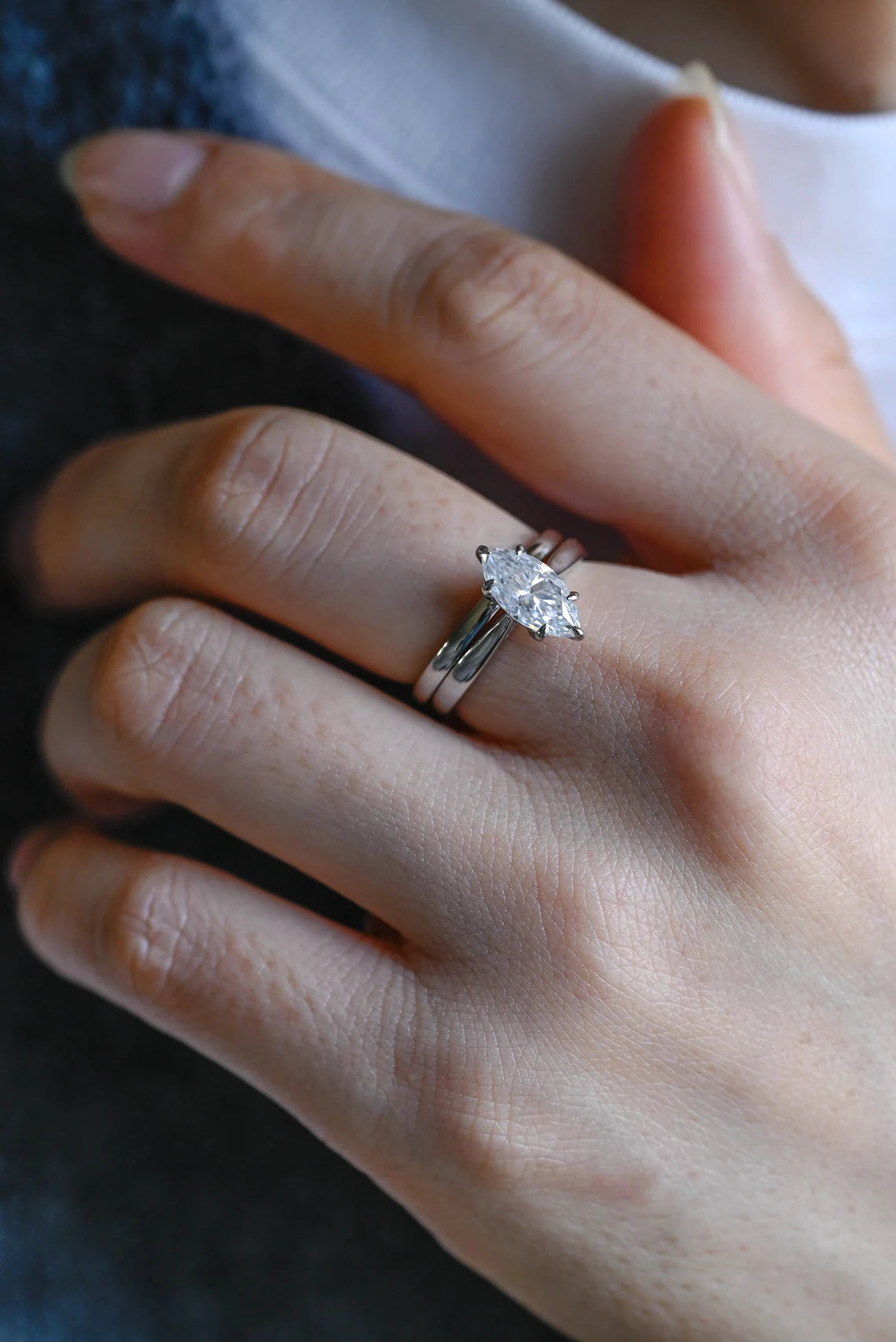 Minimalist bridal ring set