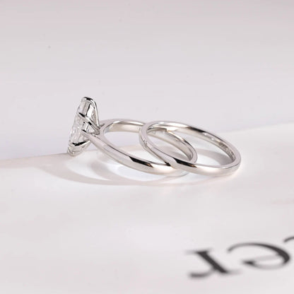 Anniversary ring gift
