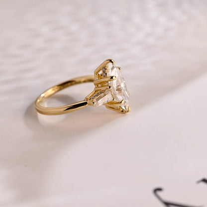 Bridal engagement ring