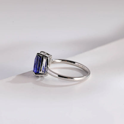 Unique diamond ring