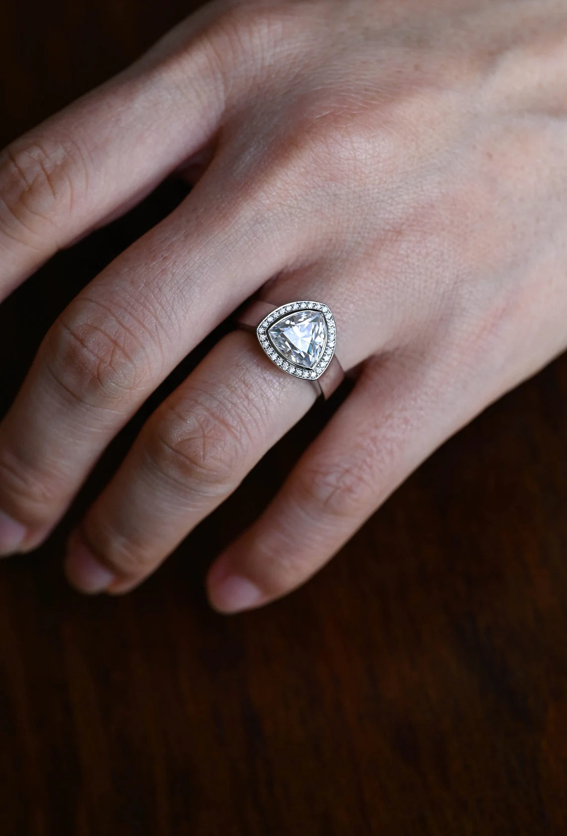 Luxury wedding ring 
