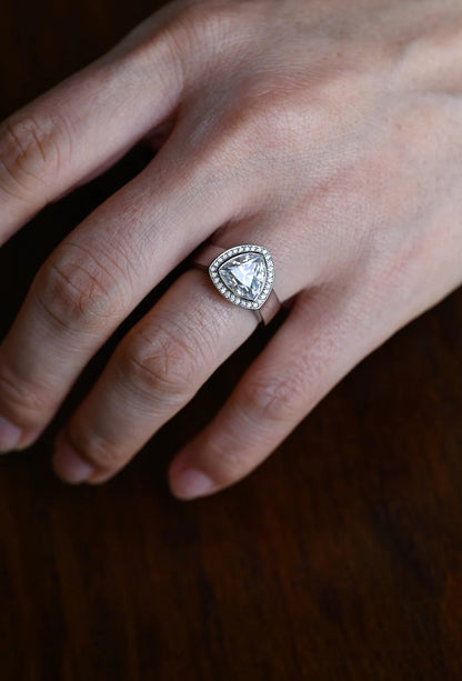 Luxury wedding ring 
