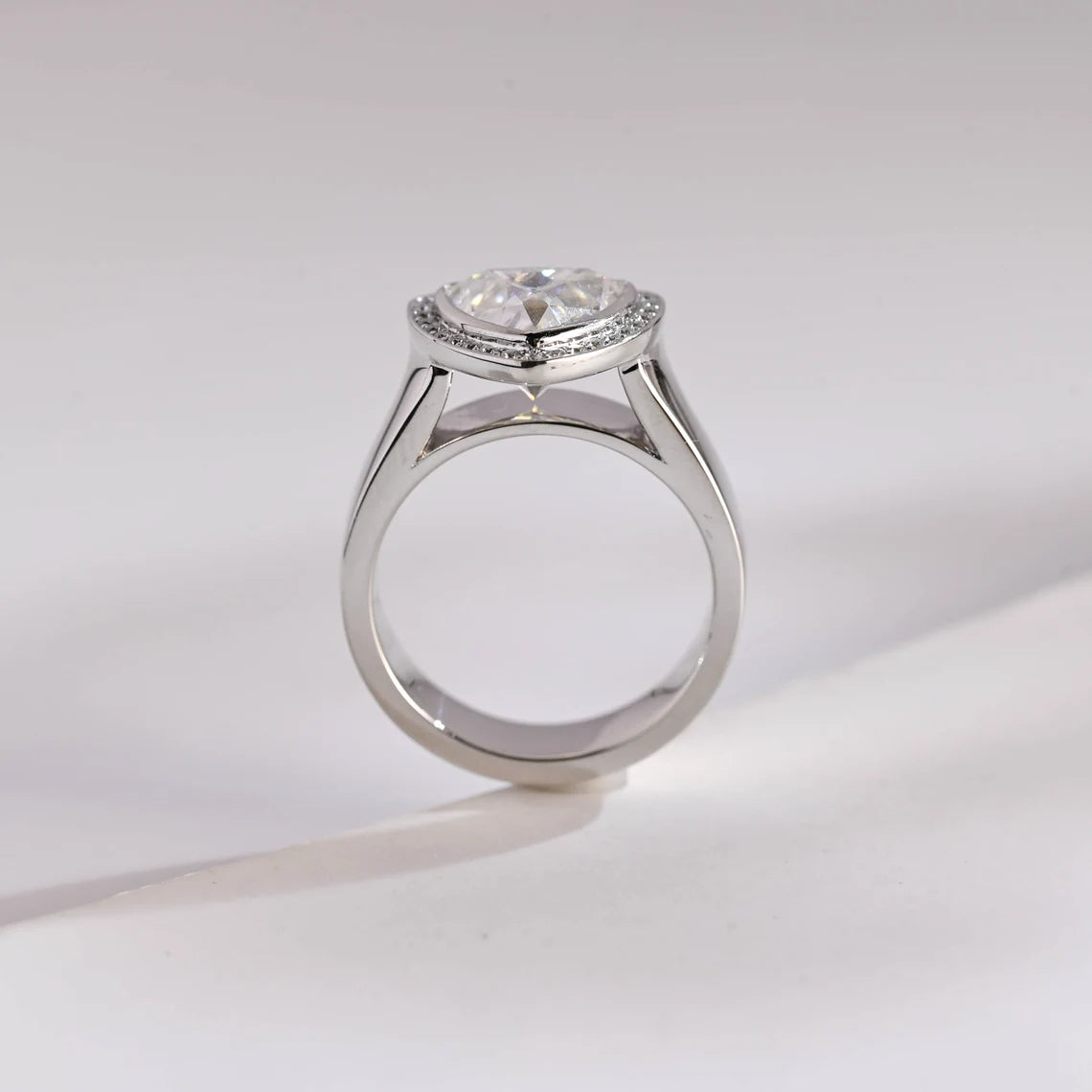 Single halo wedding ring