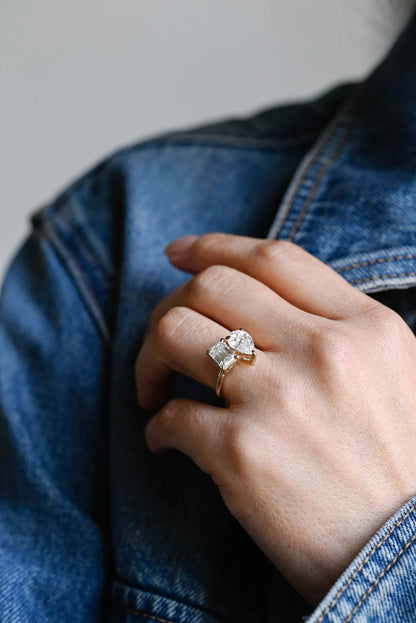 Anniversary ring for her