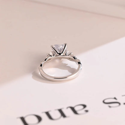 Romantic engagement ring