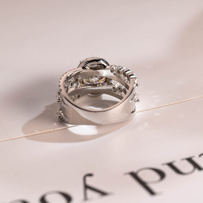 Sparkling Anniversary Ring