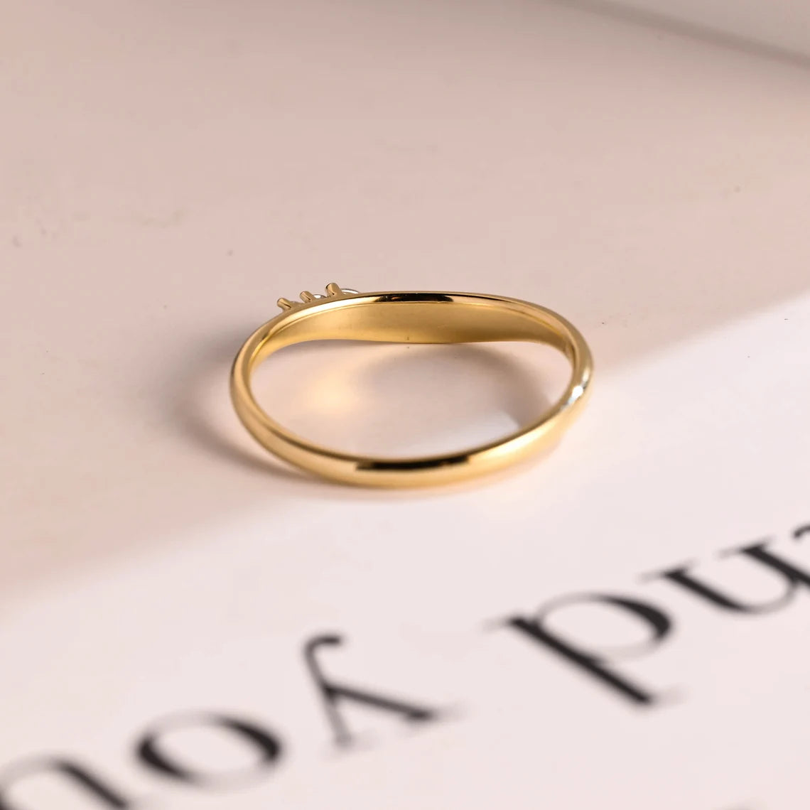 Modern solitaire ring