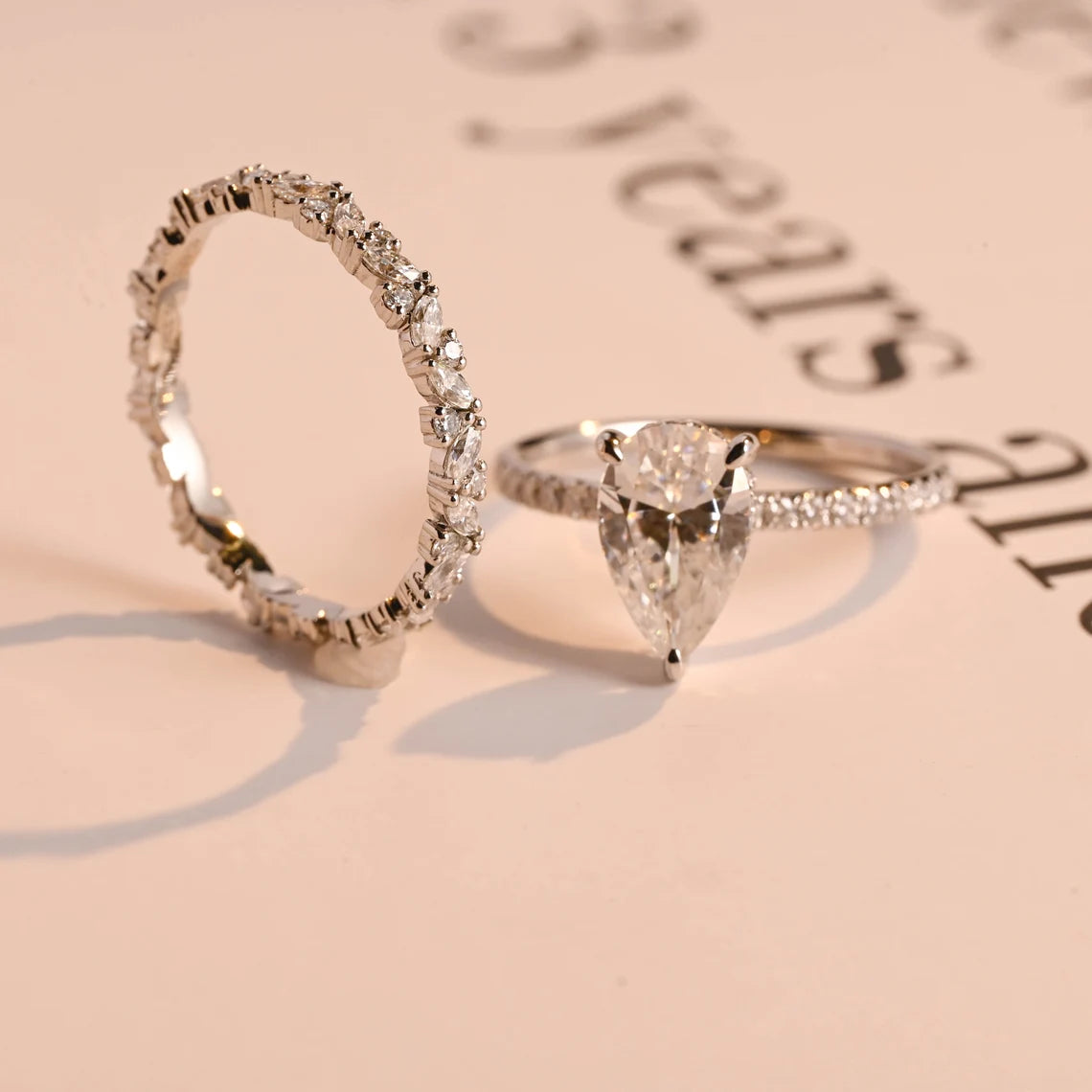 Luxury engagement ring