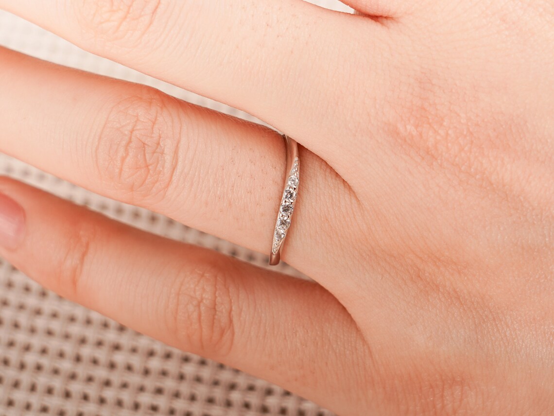 Wedding band for women