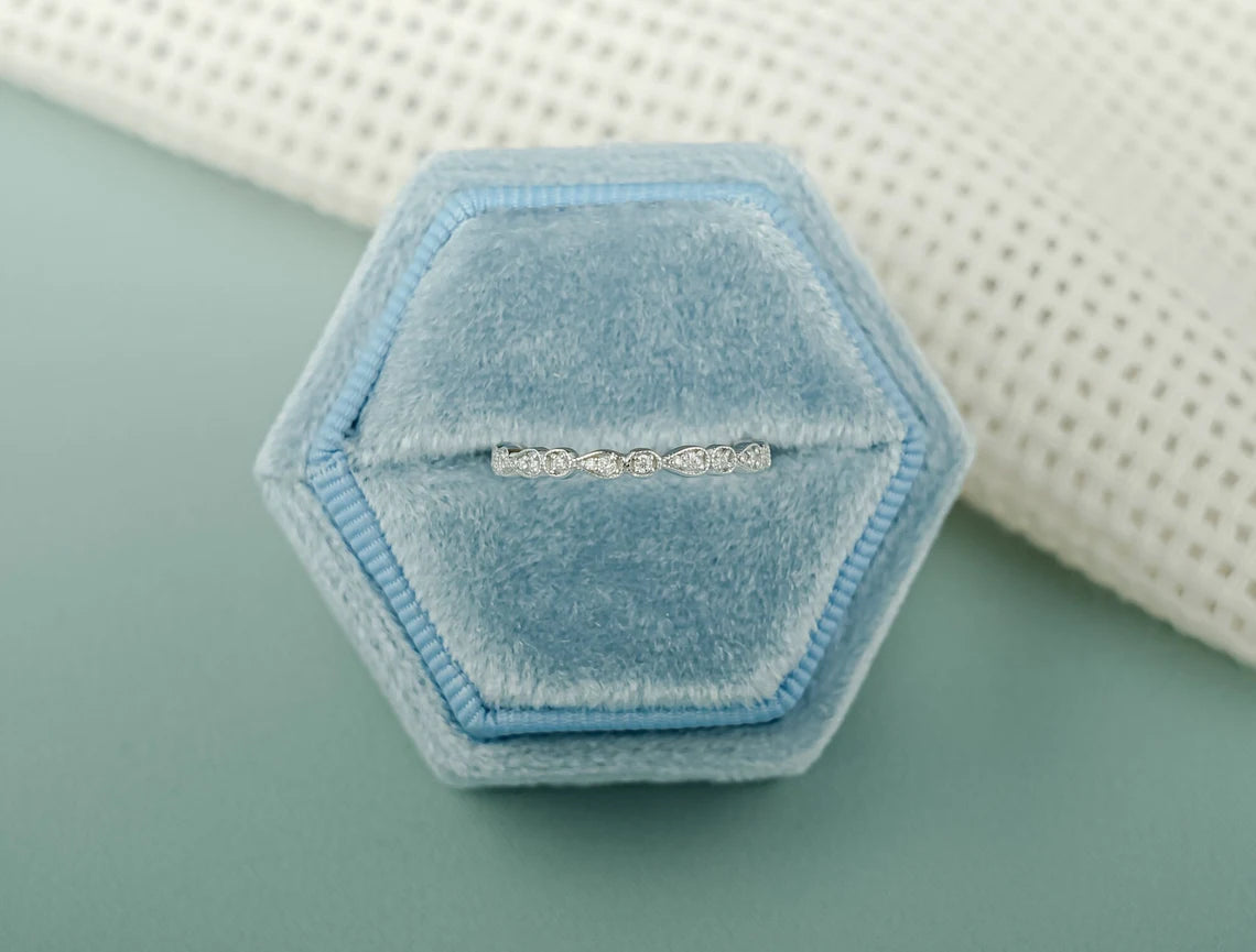 Vintage moissanite band