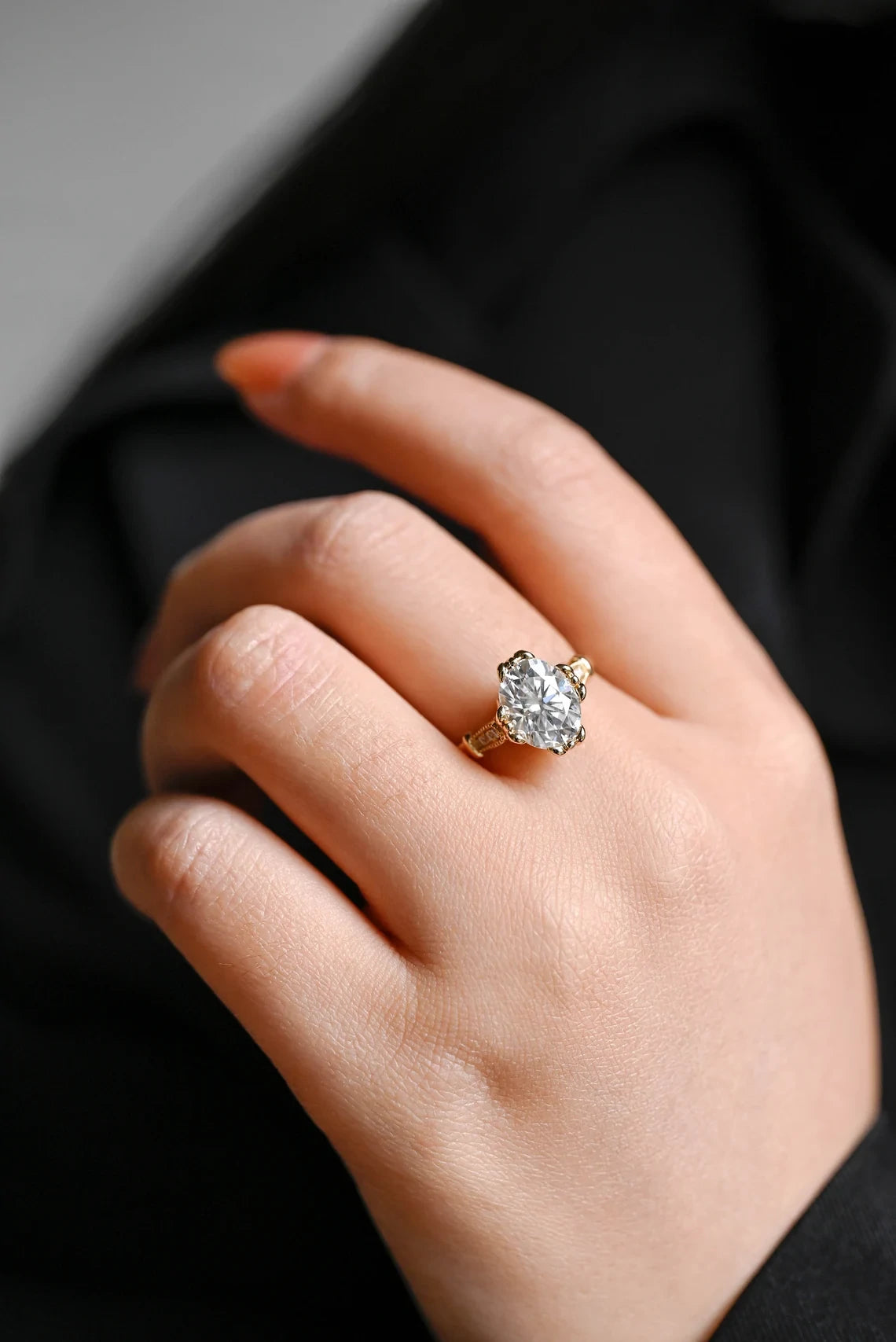 Oval Moissanite Engagement Ring