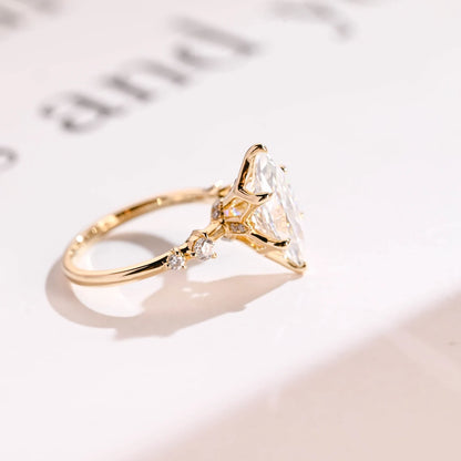 Round side diamond accent ring