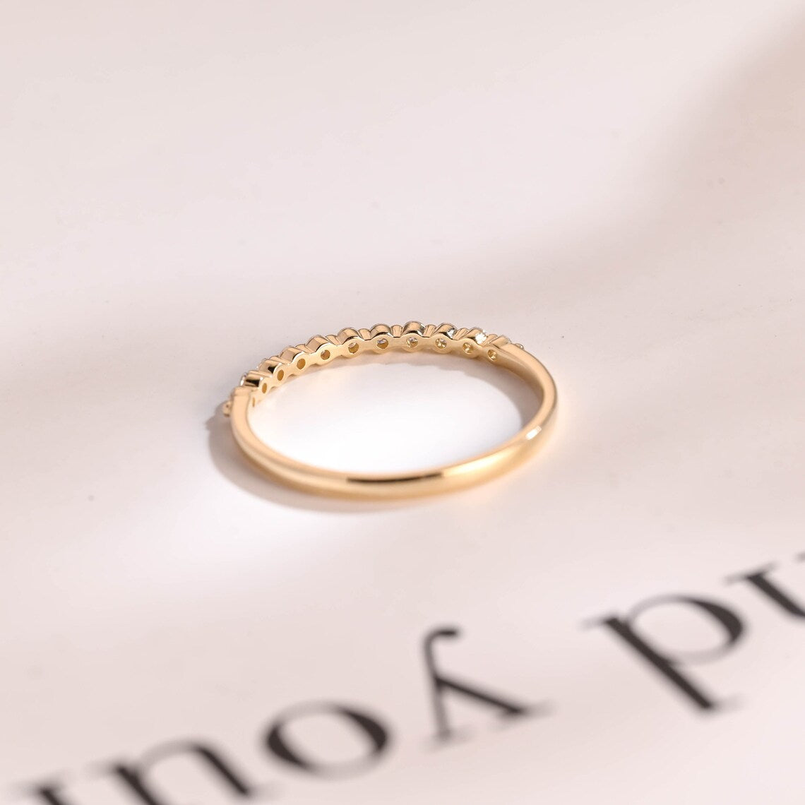 Classic gold ring